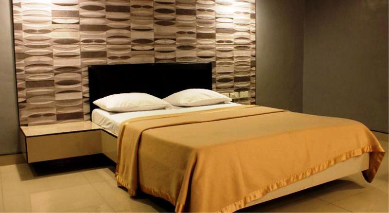 New Winston Hotel Pasay Exterior photo