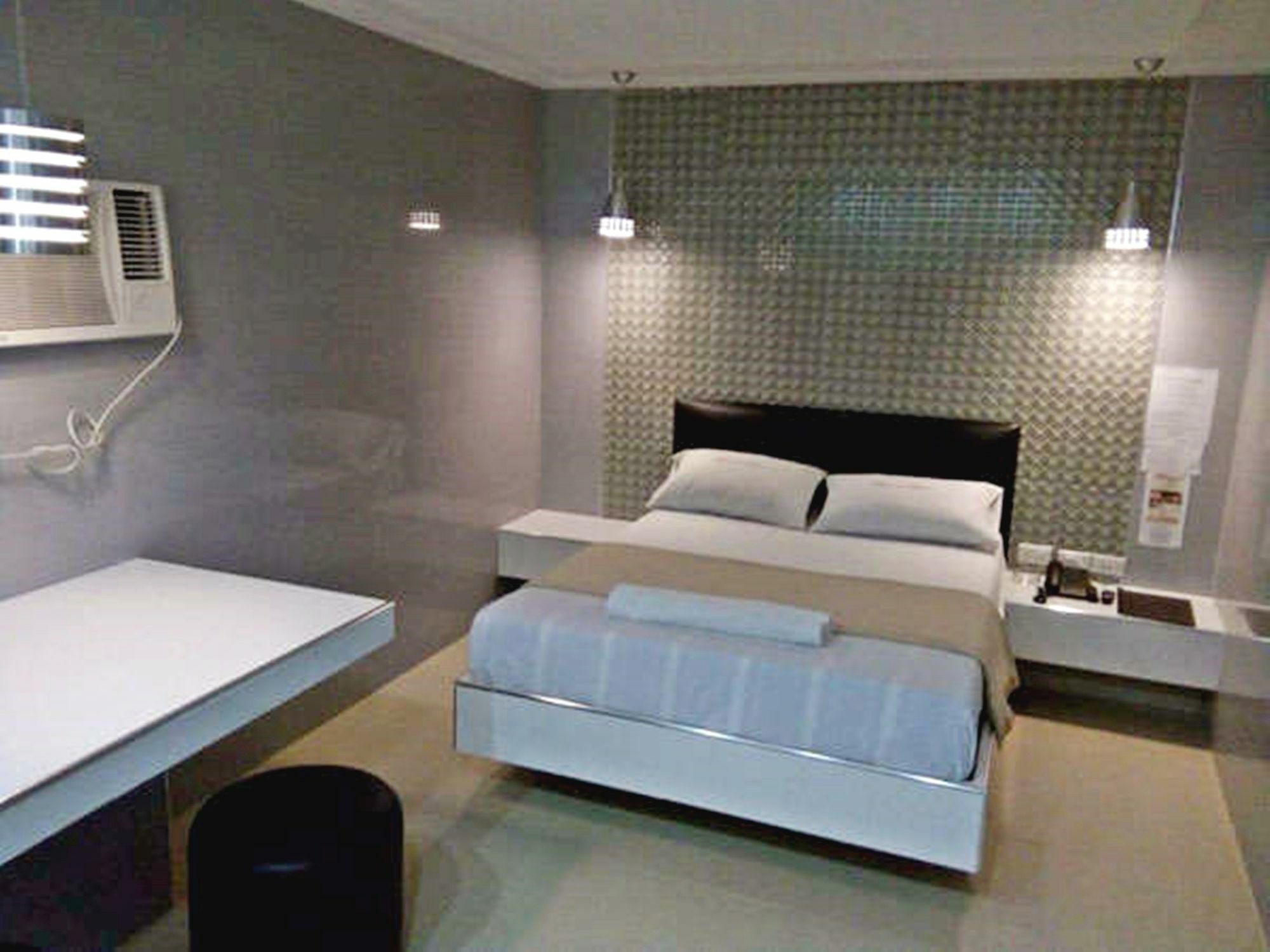 New Winston Hotel Pasay Exterior photo